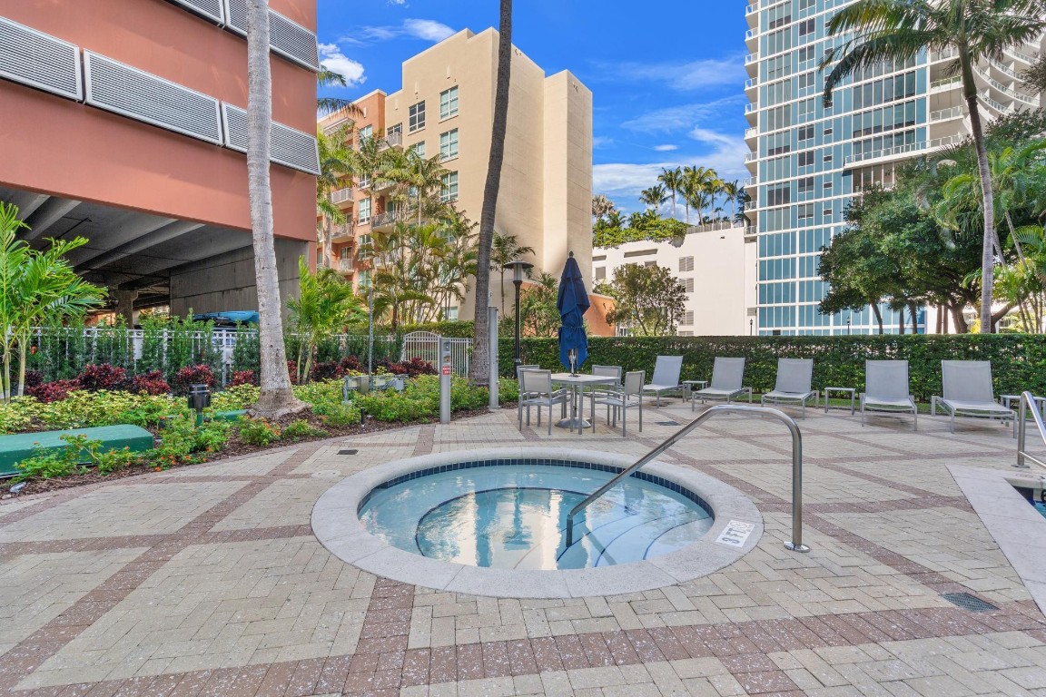 Cite on the Bay - Residential