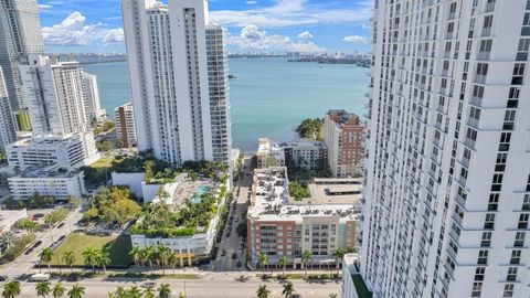 2001 Biscayne Boulevard 2303 Miami FL 33137