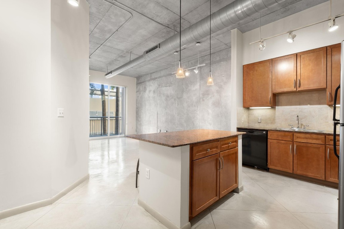 Cite on the Bay - Residential