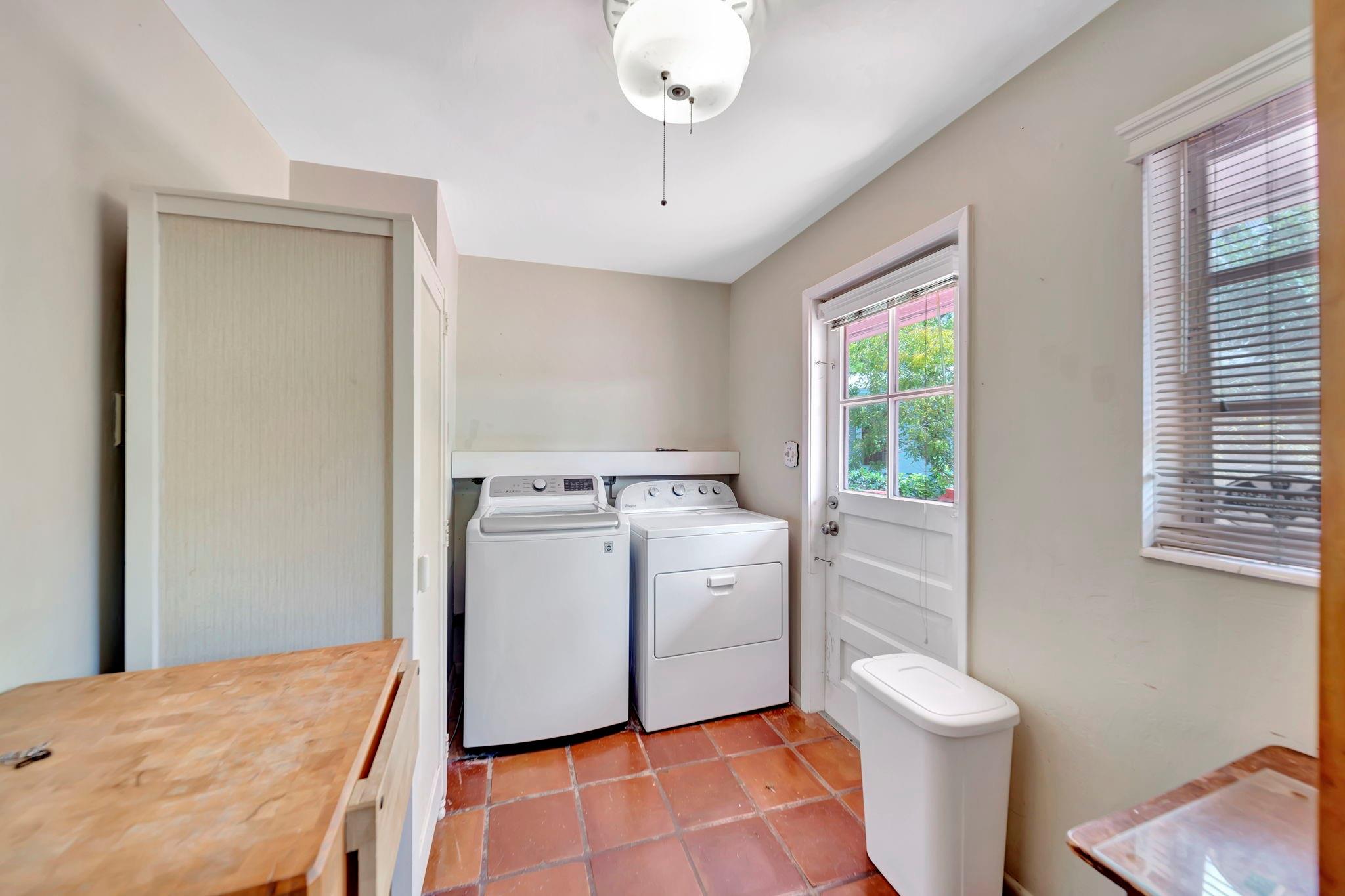 Colee Hammock 1-17 B - Residential