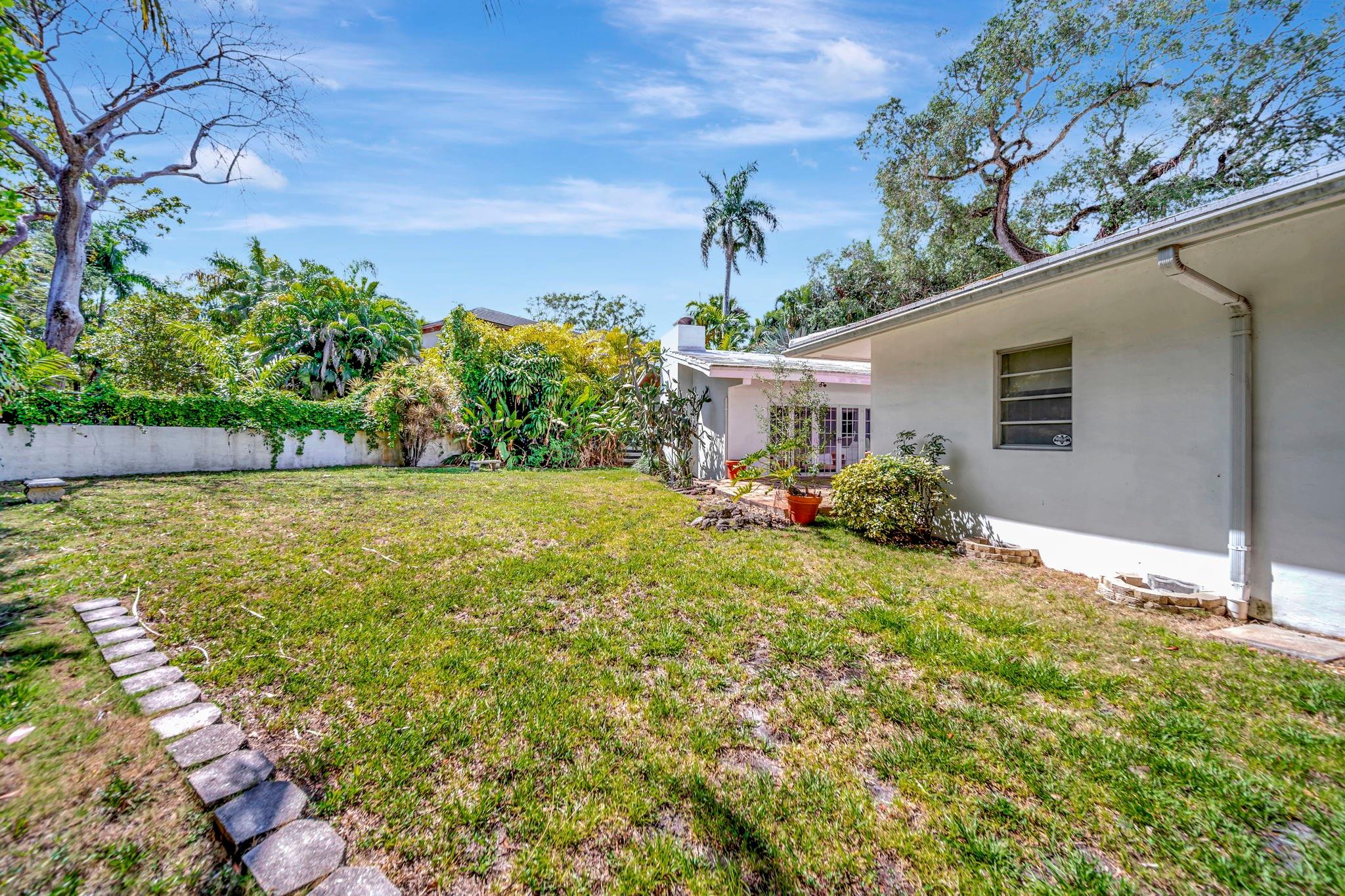 Colee Hammock 1-17 B - Residential