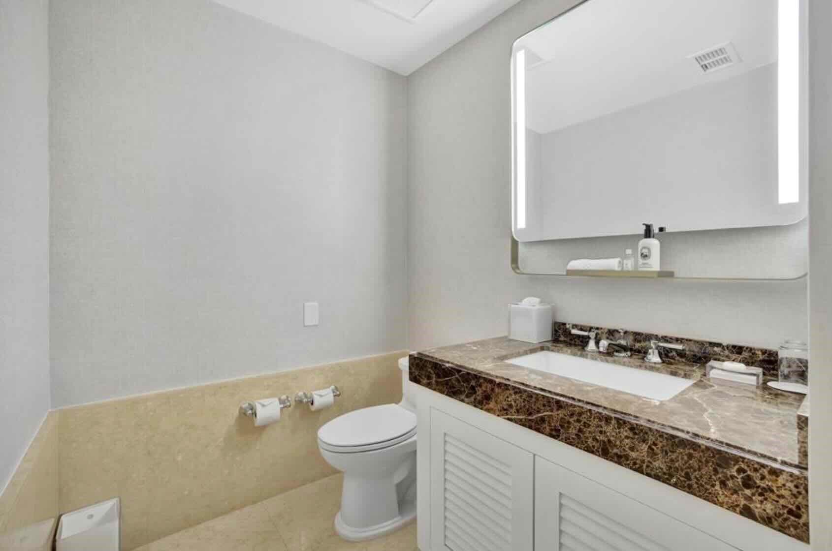 Ritz Carlton - Residential