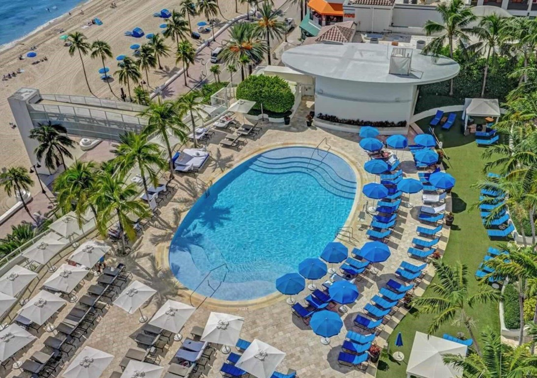 Ritz Carlton - Residential