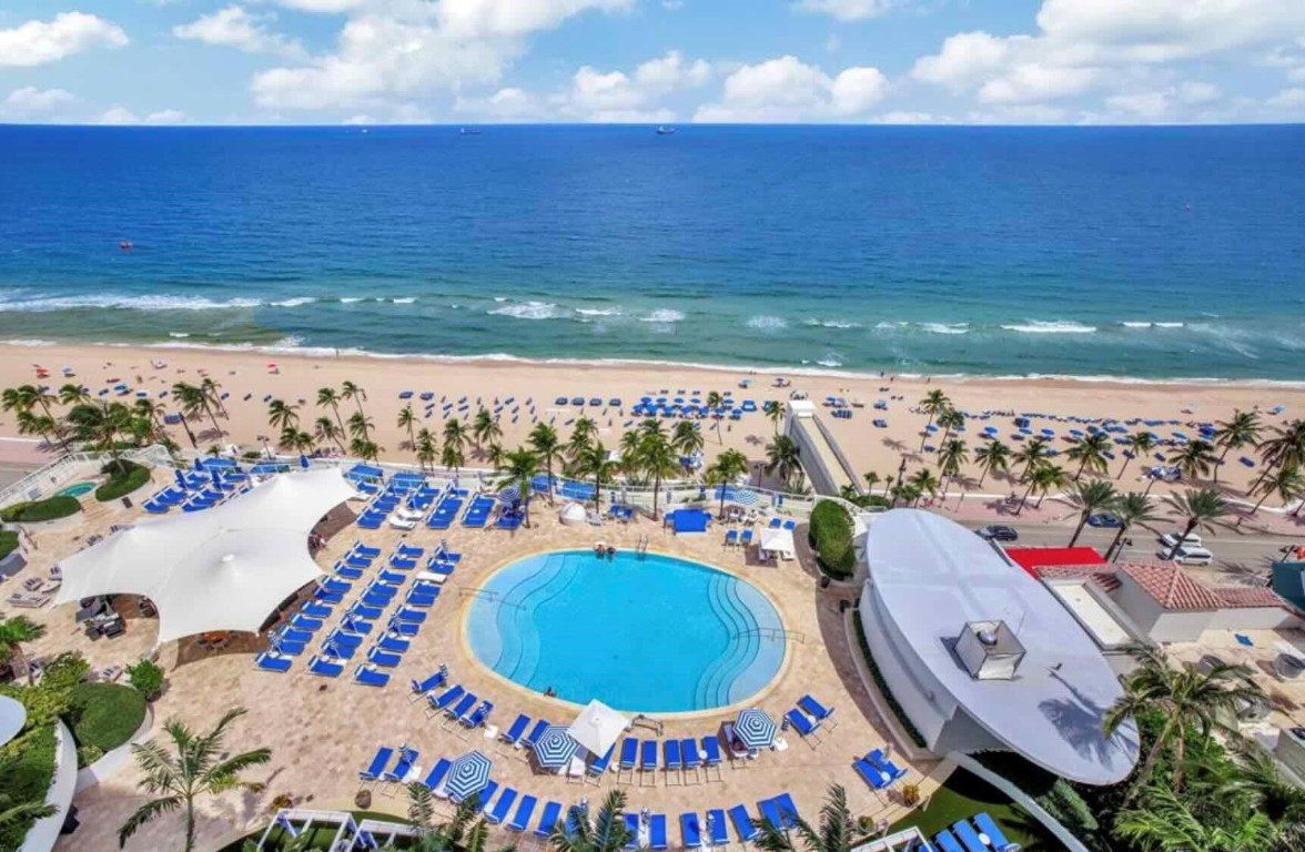 Ritz Carlton - Residential