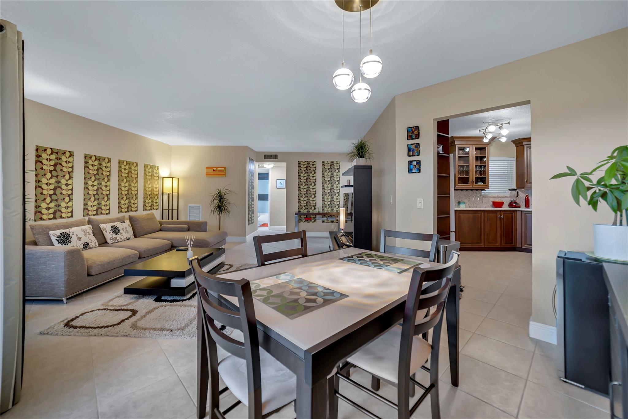 5701 Camino Del Sol 303
