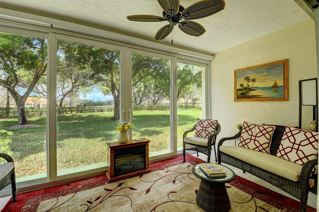 QUAIL RUN VILLAS - Residential