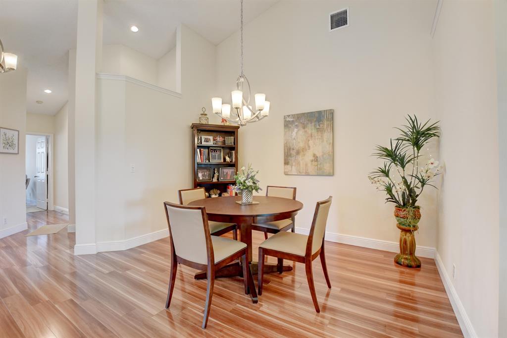 QUAIL RUN VILLAS - Residential