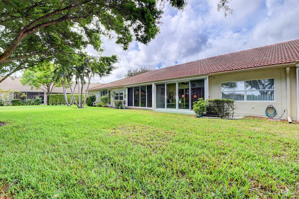 QUAIL RUN VILLAS - Residential