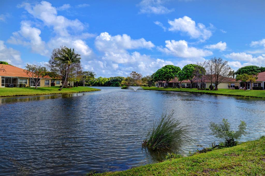 QUAIL RUN VILLAS - Residential