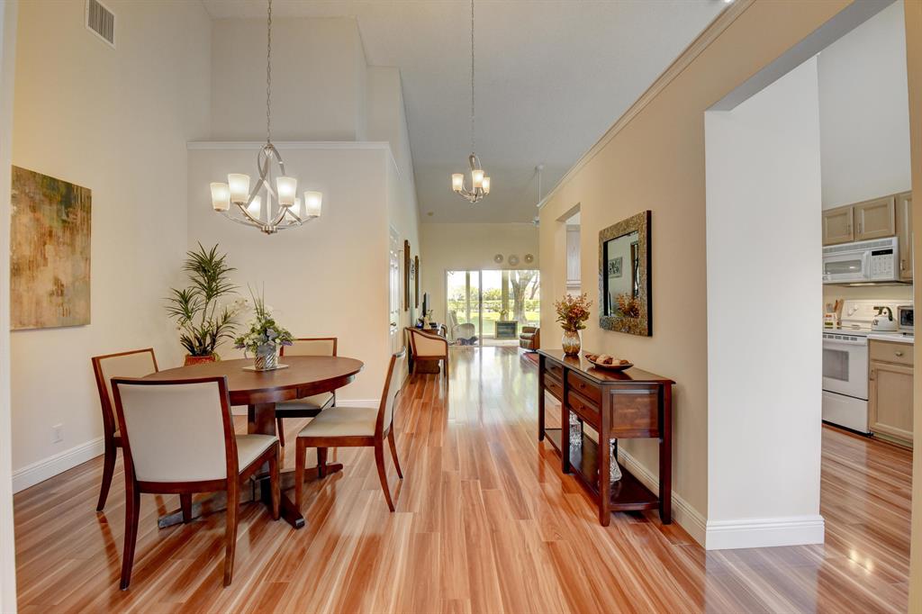 QUAIL RUN VILLAS - Residential