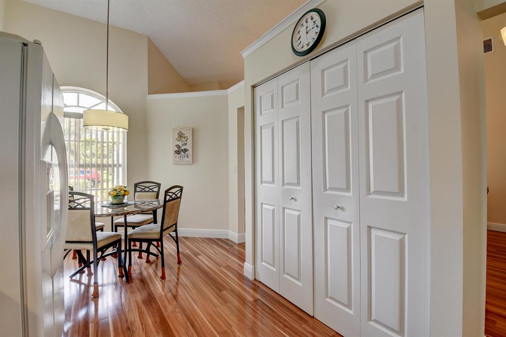 QUAIL RUN VILLAS - Residential