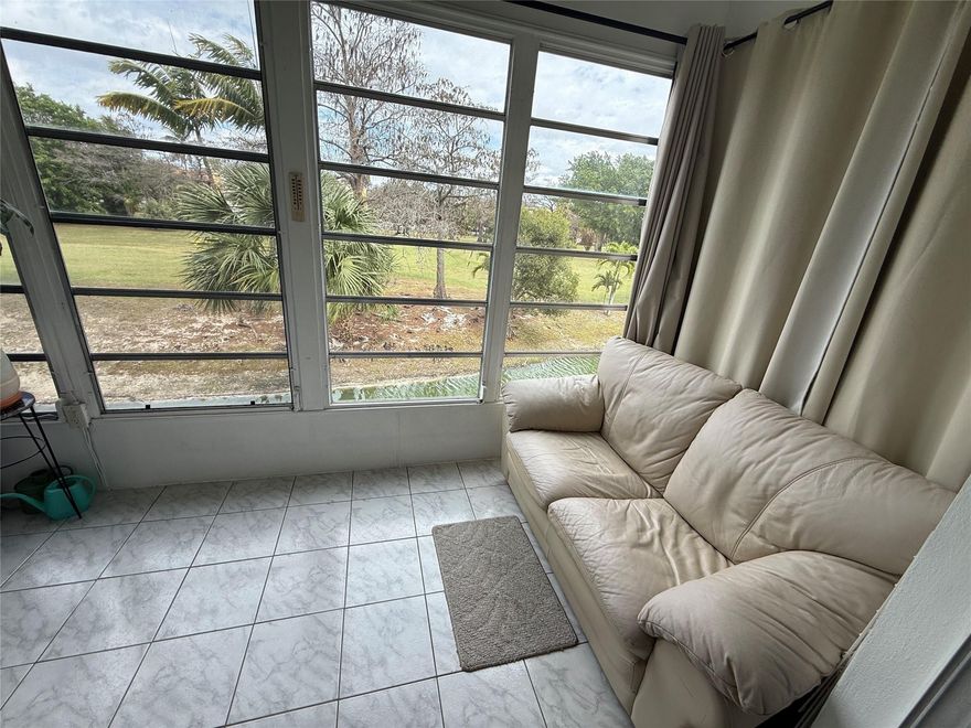 Beautiful condo 2 bedrooms, 2 bathrooms in Lauderhill East. Super clean ready to move in. Bathrooms have been updated. Beautiful view of a canal and golf. New roof, past the 50 years inspection. Close to everything: Stores, airport, beach. Can rent after first year own, can rent twice a year but seasonal only, on winter.