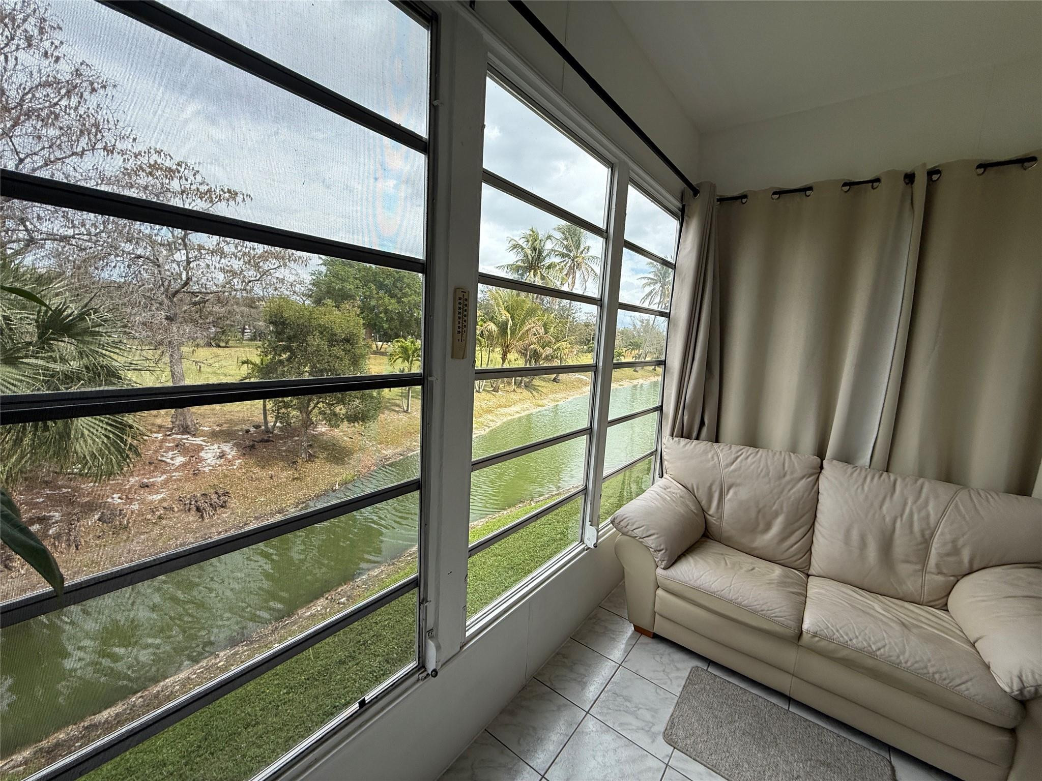 Lauderhill East - Residential