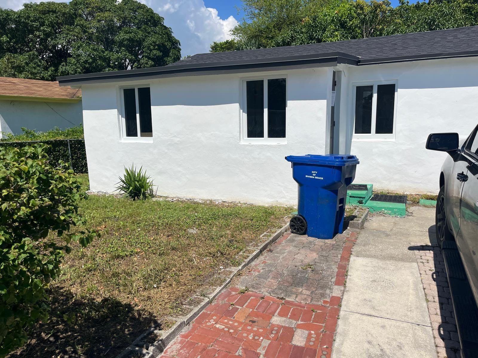 Beautiful, modern design, move in ready 3 bedroom 2 bath (approx 1050 sq ft) available for rent in the heart of Riviera Beach. Features a modern kitchen with granite countertops and stainless steel appliances, washer, dryer. Luxury vinyl floors throughout the unit. Please send complete offer. ID, last 2 bank statements, last 2 pay stubs, and a background/credit/eviction check.