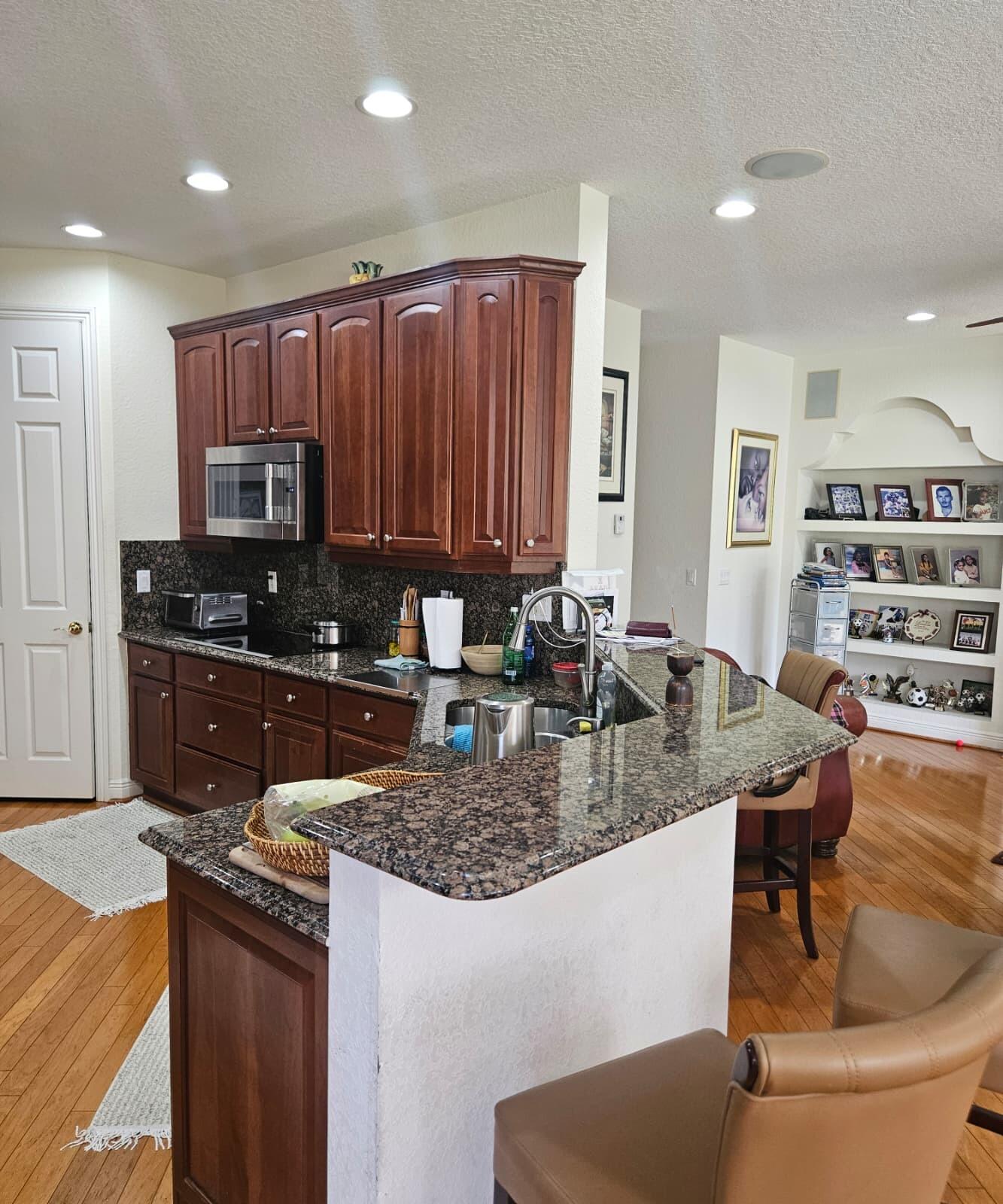COUNTRY GLEN - Residential