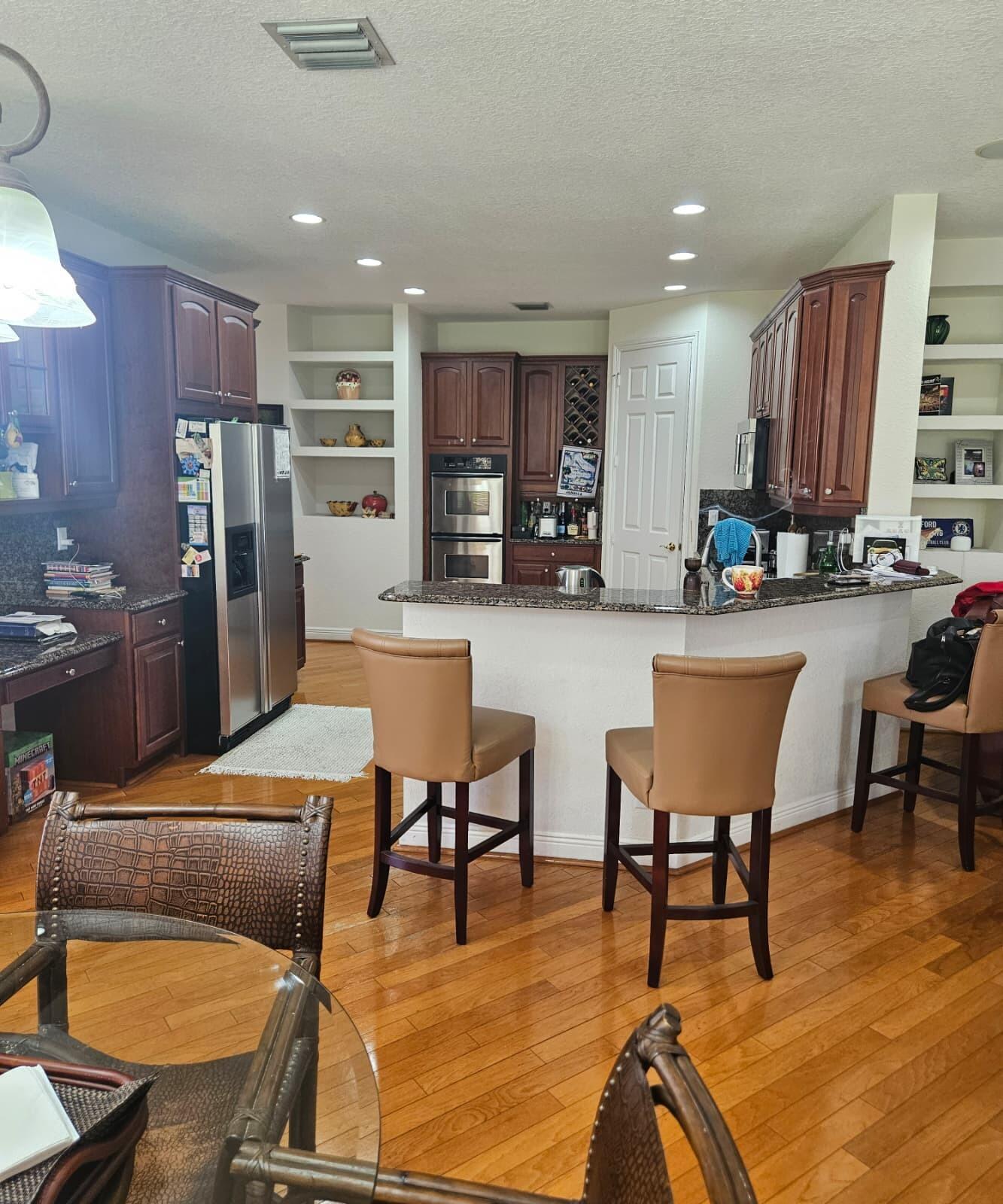 COUNTRY GLEN - Residential