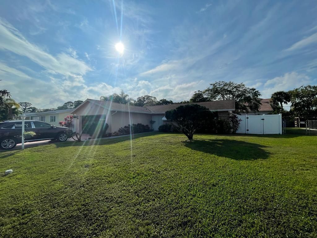Photo of 502 Circle Circle W, Jupiter, FL 33458 (MLS # R10824224)