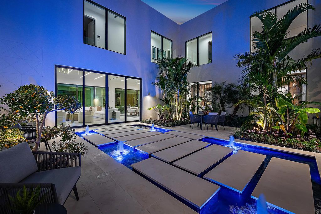 Photo of 410 Mariner Drive, Jupiter, FL 33477 (MLS # R10936670)