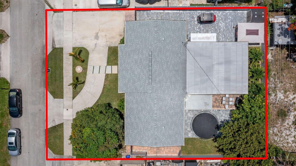 Photo of 1321 W Mango Street, Lantana, FL 33462 (MLS # R11099829)