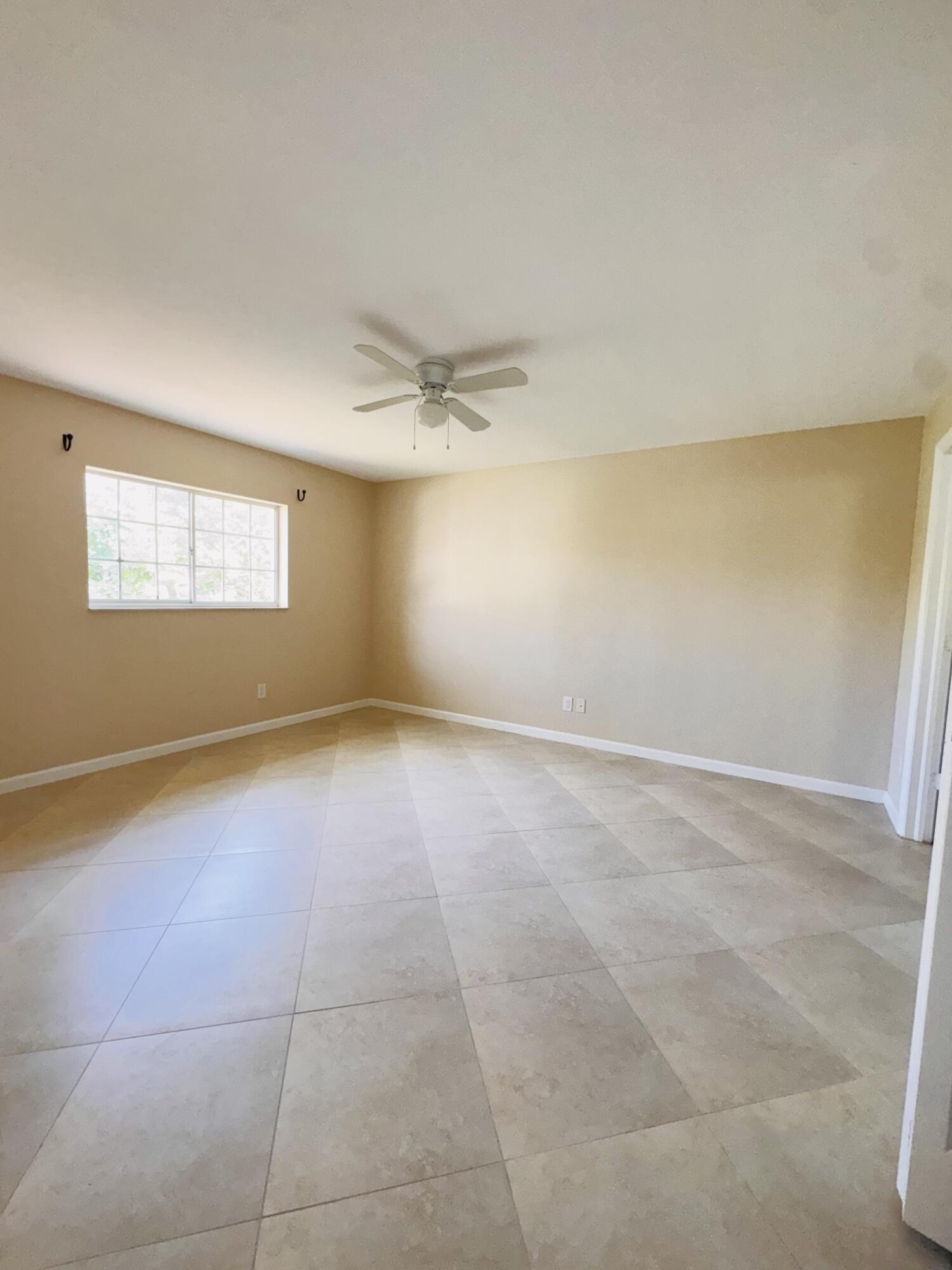 PALM BEACH TRACE CONDO - Residential Lease