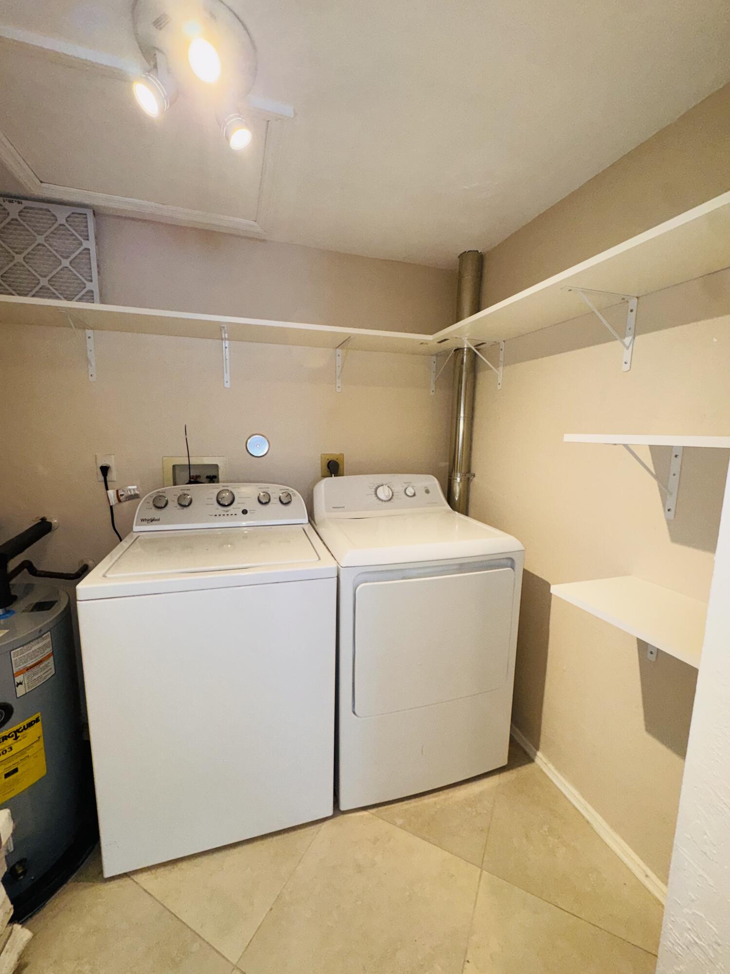 PALM BEACH TRACE CONDO - Residential Lease