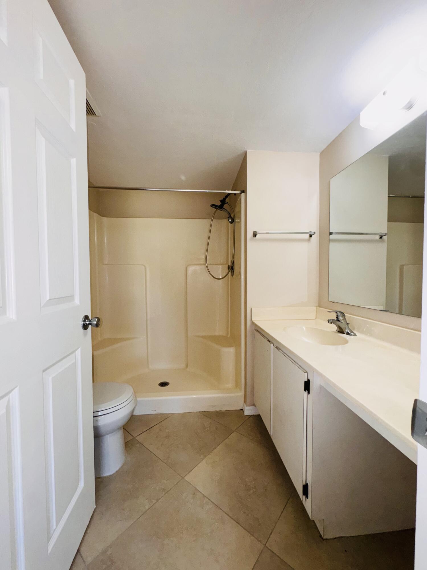 PALM BEACH TRACE CONDO - Residential Lease