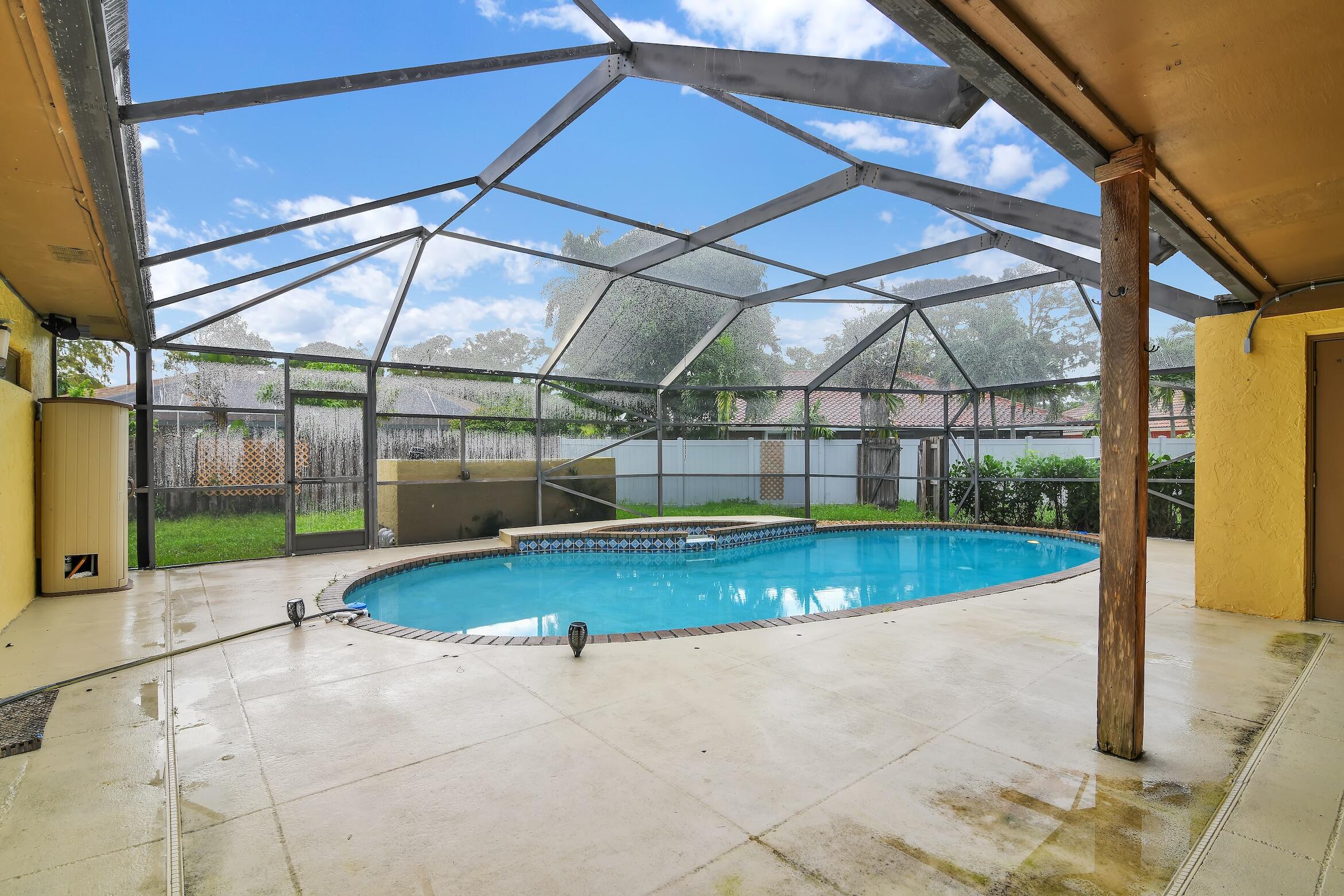 1219 PERIWINKLE Place
