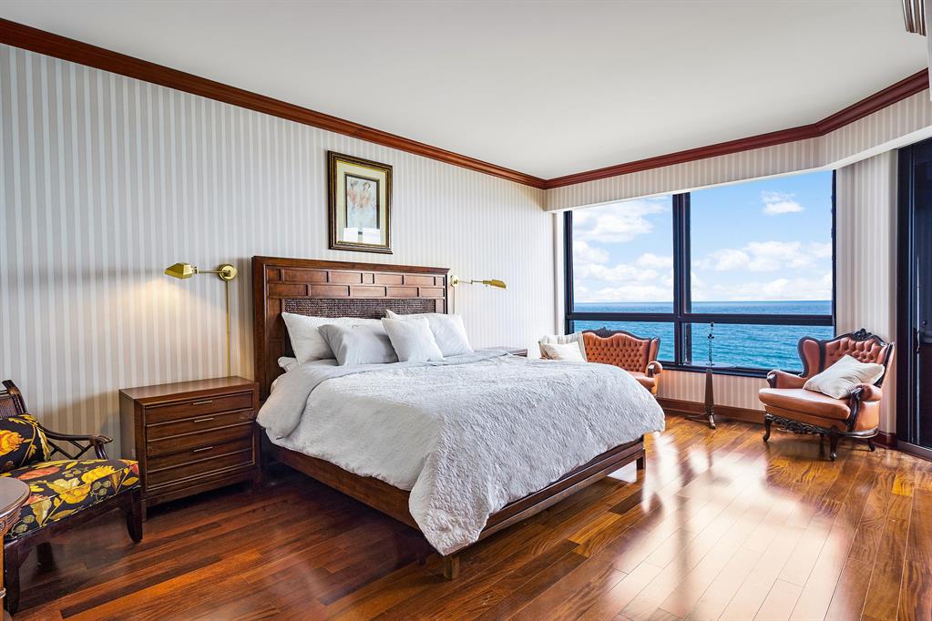 PALM BEACH HAMPTON CONDO - Residential