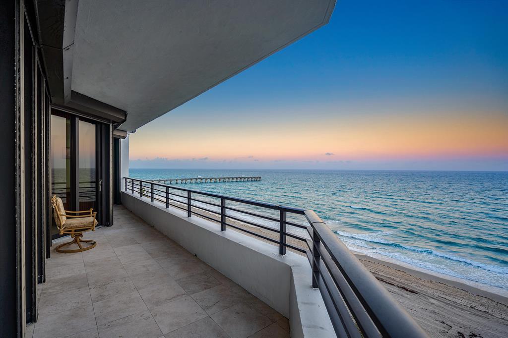 PALM BEACH HAMPTON CONDO - Residential