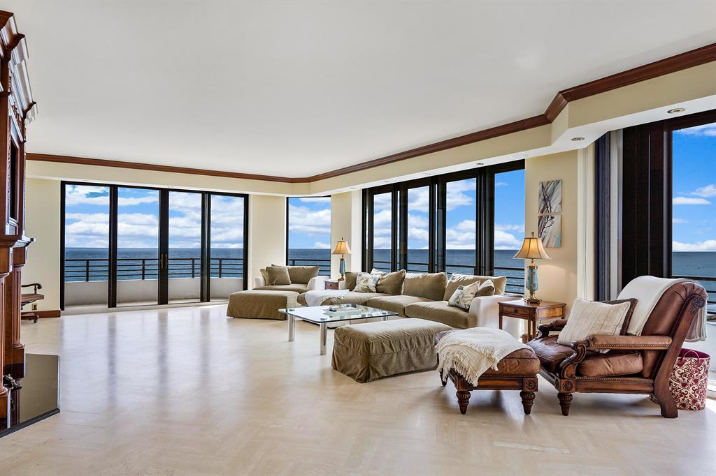 PALM BEACH HAMPTON CONDO - Residential