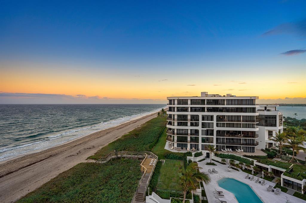 PALM BEACH HAMPTON CONDO - Residential