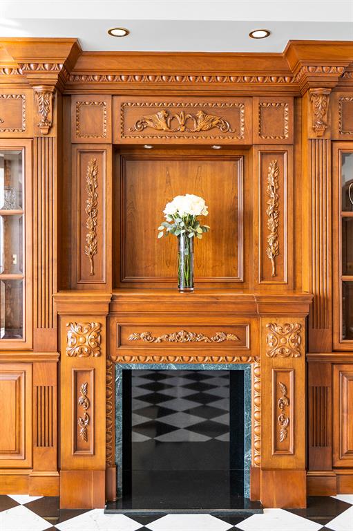 PALM BEACH HAMPTON CONDO - Residential