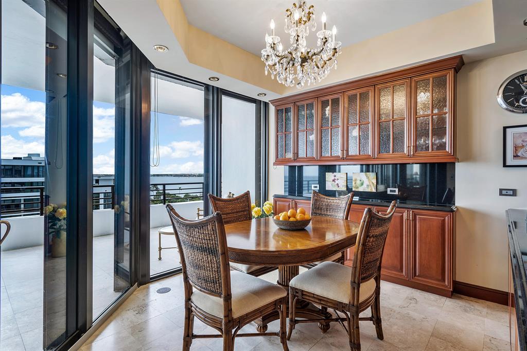PALM BEACH HAMPTON CONDO - Residential