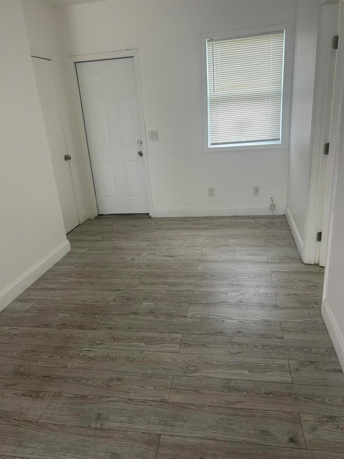 LAKEWOOD GARDENS PL 1 IN - Residential Lease