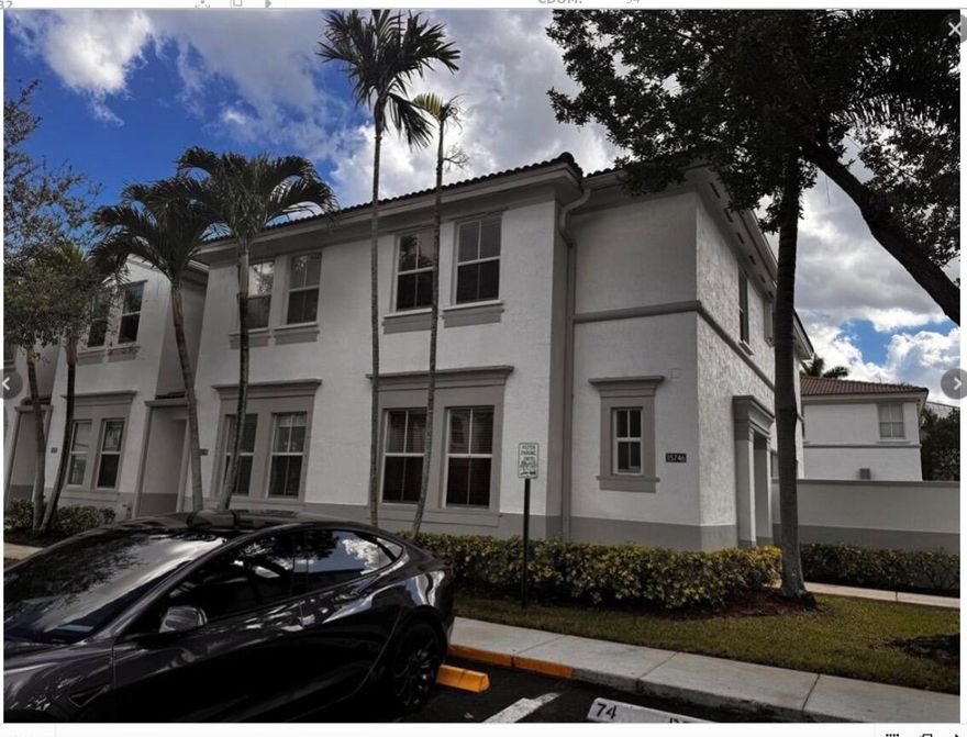 4 bedrooms and 3 full bathrooms townhome located in gated community. Villia at nantica. 1 bedroom and 1 bathroom located on 1st floor. 3/2 on the 2nd floor. tile floor on 1st floor, washer and dryer in unit. unit in good condition. fence in yard. tenant needs to provide proof income min, good background. rental application for everyone over 18 age+. HOA application and approval need 30 days. 2 parking space only. realtor must present your real estate license at the gate