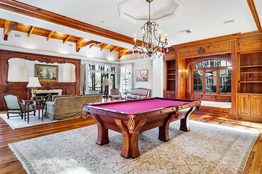 RIO VISTA ISLES - Residential