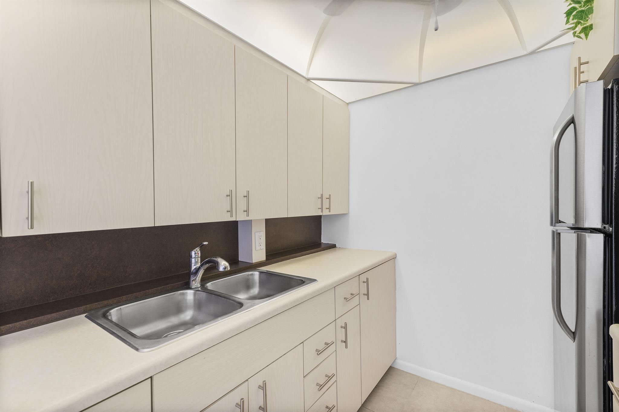 CORNWALL AT CENTURY VILLA - Residential