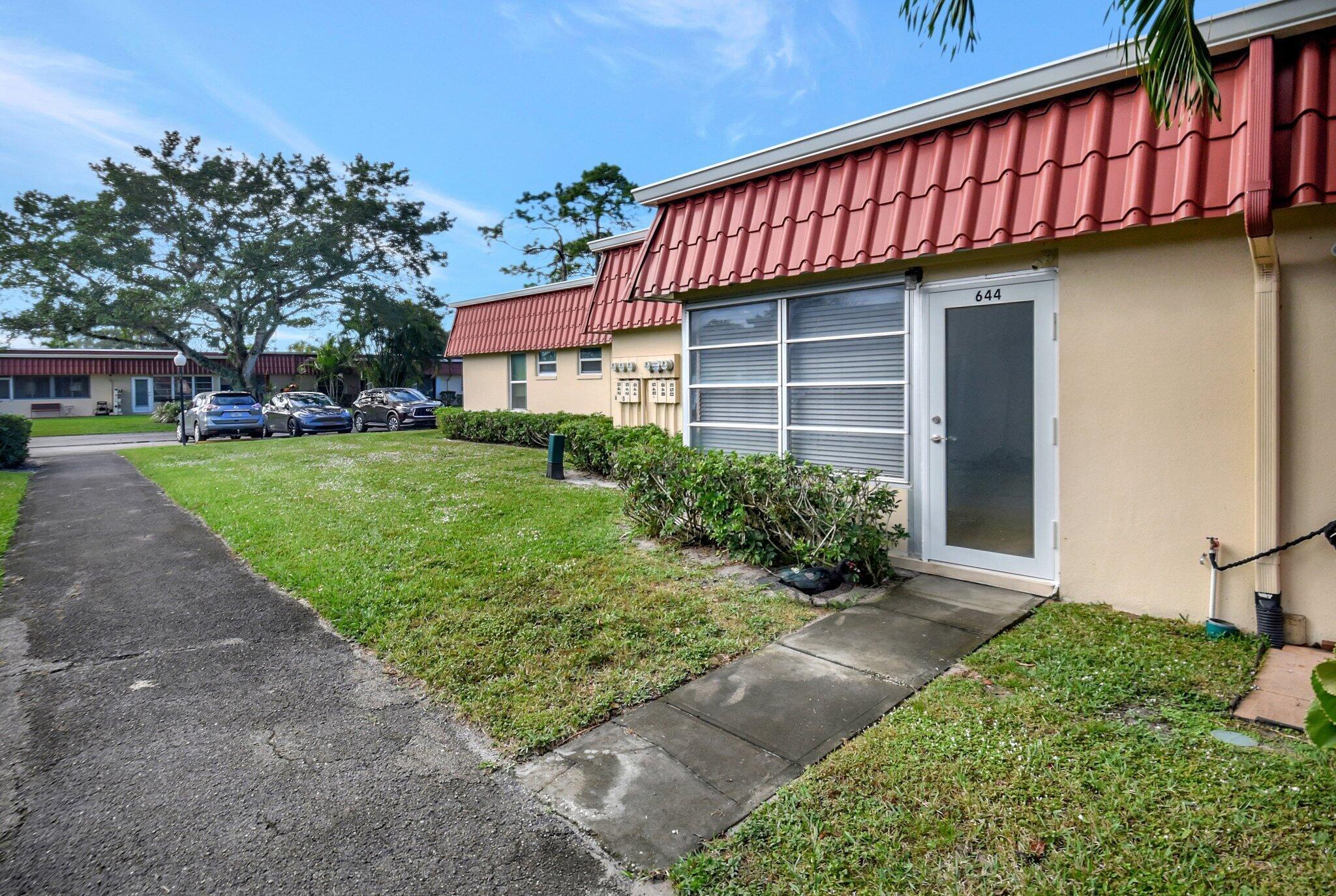 COVERED BRIDGE CONDO - Residential