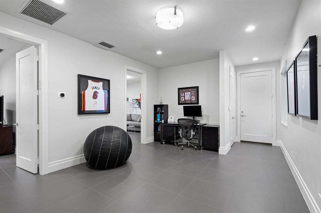 LES JARDINS - Residential