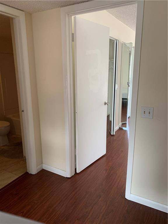 BRENTWOOD TOWNHOUSE 3 CON - Residential