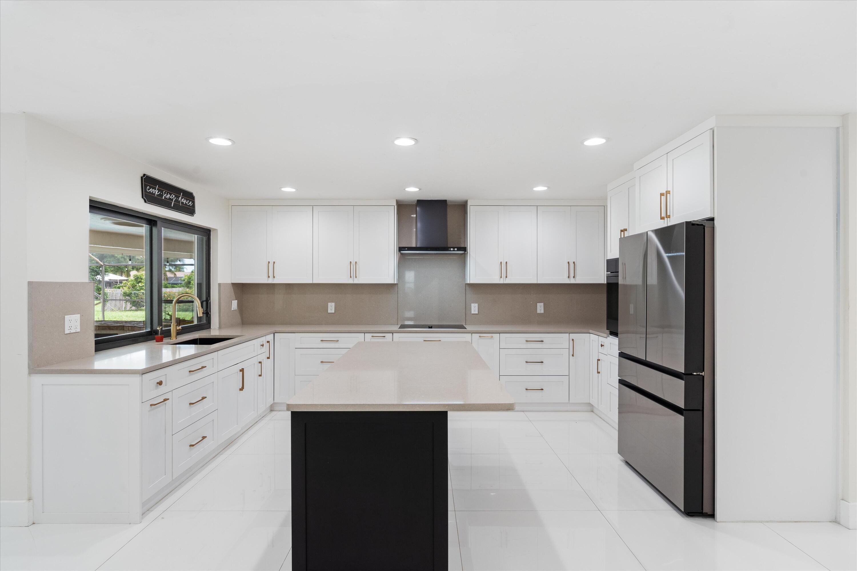 ATLANTIS 3 CITY OF - Residential