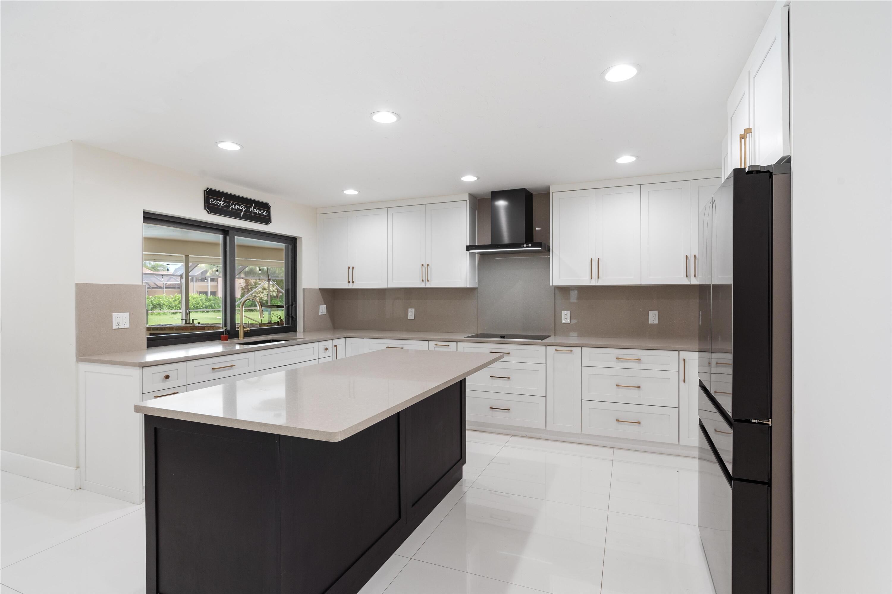 ATLANTIS 3 CITY OF - Residential