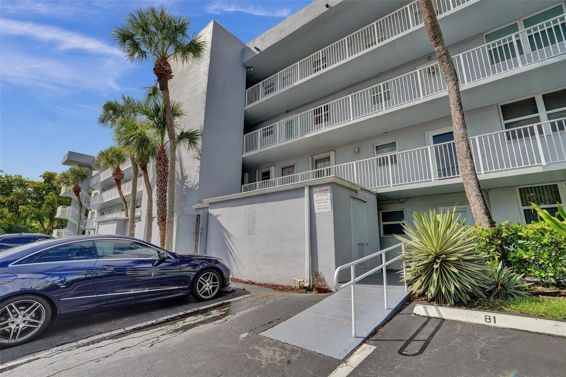 Royal Park Condominium - Residential