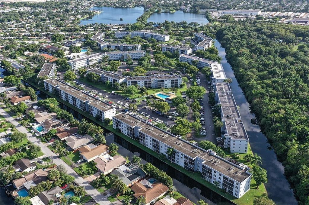 Royal Park Condominium - Residential