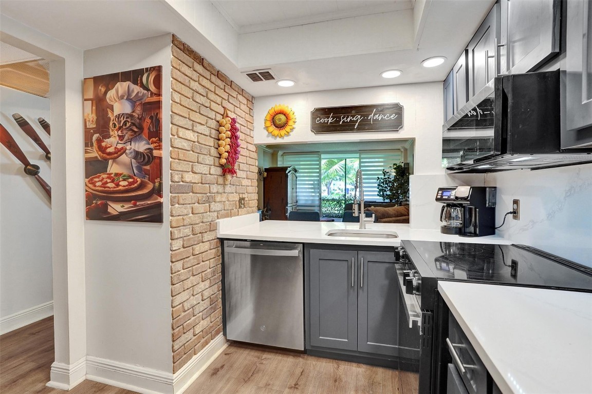 Royal Park Condominium - Residential