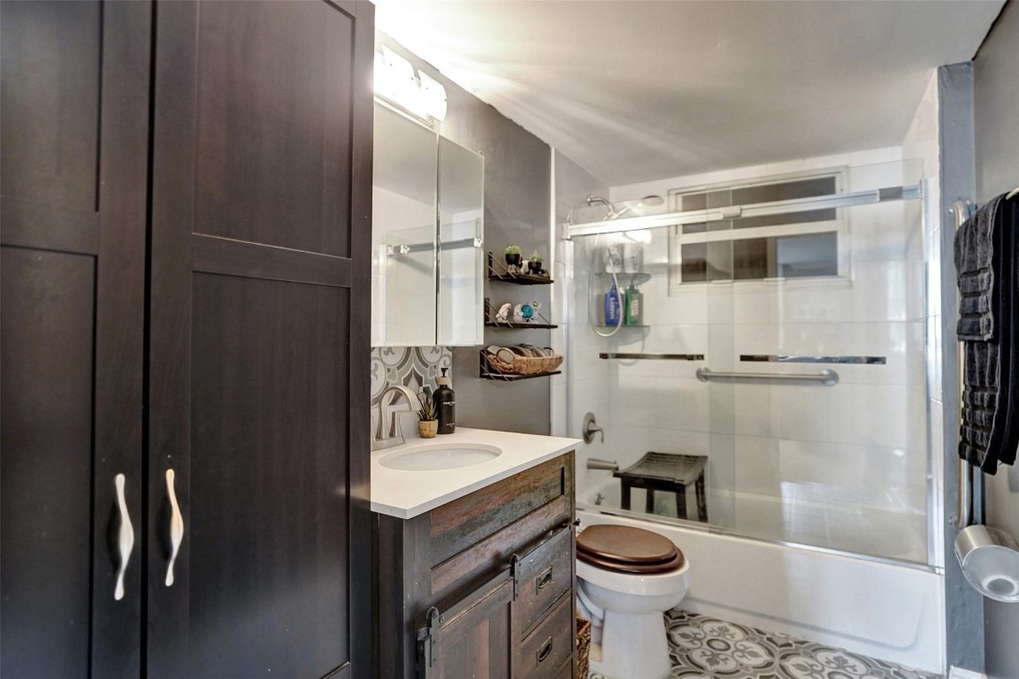 Royal Park Condominium - Residential