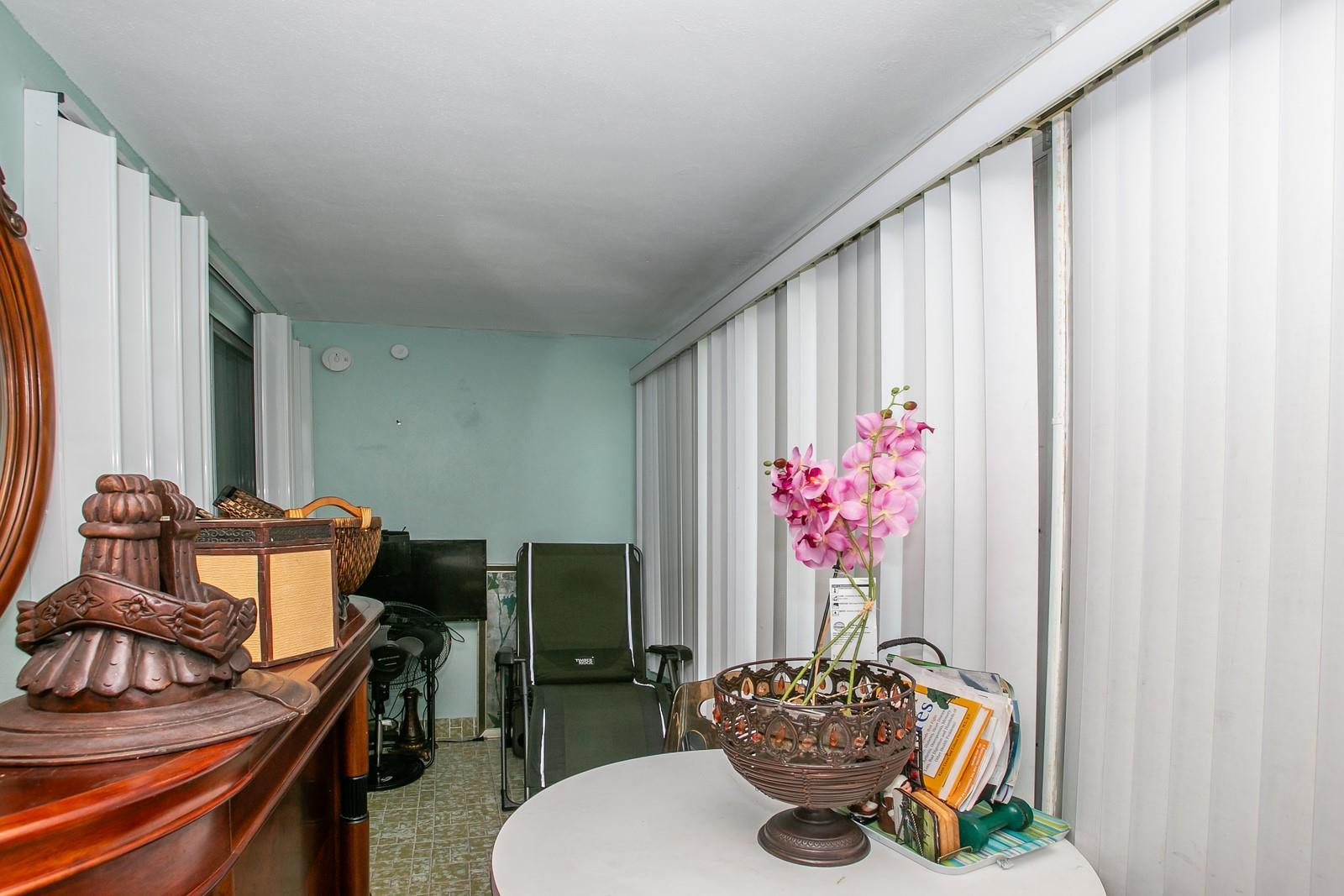 ORIOLE GARDENS TWO - Residential