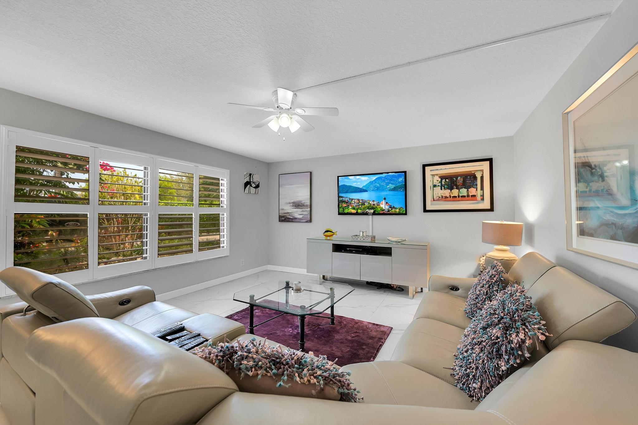 6017 Bayview Dr 6017