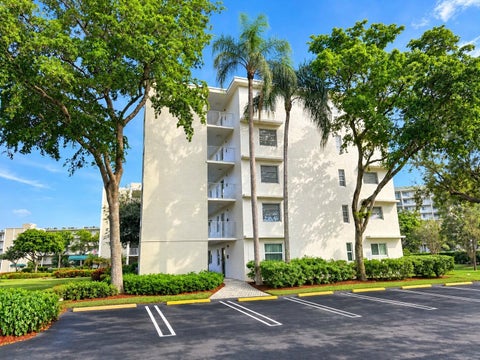 Tiny photo for 2230 N CYPRESS BEND Drive #410, Pompano Beach, FL 33069 (MLS # B26086245)