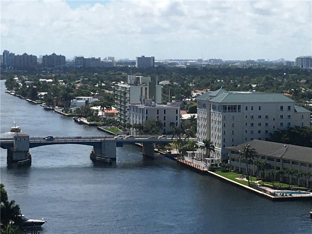 Coral Ridge Towers North - Residential